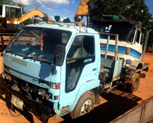 ***ขายแล้วครับขอบคุณ Truck2hand ขาย6ล้อพื้นเรียบติดเครน ISUZU KS110 4BE1 ฝาดำ วางหัวNPR(ลงเล่ม) เครื่อง4BE1-110แรงฝาดำ เครื่องดีแน่นดี แรงดี ไม่เยิ้ม เกียร์สั้นสายแล้ว เข้าง่ายไม่หลุด ช่วงล่างใหญ่ Fหน้า-หลัง คัสซีดี เสริมเหล็กหนา บน-ล่างทั้งเส้น แข็งแรง ก ***ขายแล้วครับขอบคุณ Truck2hand ขาย6ล้อพื้นเรียบติดเครน ISUZU KS110 4BE1 ฝาดำ วางหัวNPR(ลงเล่ม) เครื่อง4BE1-110แรงฝาดำ เครื่องดีแน่นดี แรงดี ไม่เยิ้ม เกียร์สั้นสายแล้ว เข้าง่ายไม่หลุด ช่วงล่างใหญ่ Fหน้า-หลัง คัสซีดี เสริมเหล็กหนา บน-ล่างทั้งเส้น แข็งแรง ก