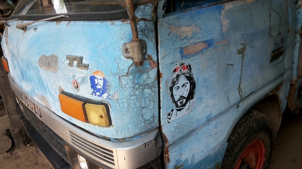 **118,000 บ.ต่อรอง**ขาย4ล้อกลาง ISUZU Elf 75แรง เครื่องเดิมเกียร์เดิม เครื่องแรงดี แน่นดี สตาร์ทติดง่ายไม่เยิ้ม ช่วงล่างดี เฟืองท้ายใหญ่ เพลาลอยแล้ว คัสซีสวยเดิมไม่ปะไม่ดาม กระบะพื้นไม้คอกเหล็ก3.20ม.สภาพสวย ฝาทึบสวยบางเดิมๆ พื้นไม้สวยไม่มีผุ คอกเหล็กแข็งแ