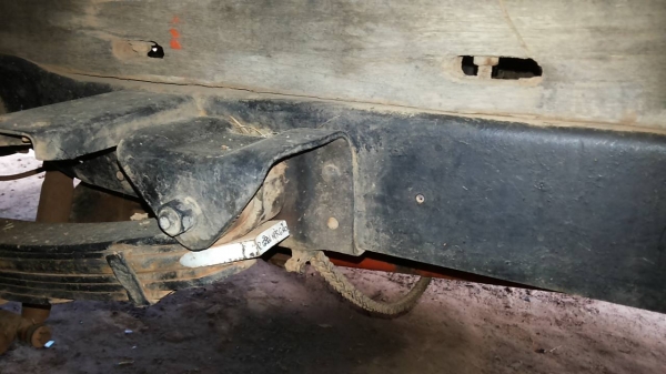 **118,000 บ.ต่อรอง**ขาย4ล้อกลาง ISUZU Elf 75แรง เครื่องเดิมเกียร์เดิม เครื่องแรงดี แน่นดี สตาร์ทติดง่ายไม่เยิ้ม ช่วงล่างดี เฟืองท้ายใหญ่ เพลาลอยแล้ว คัสซีสวยเดิมไม่ปะไม่ดาม กระบะพื้นไม้คอกเหล็ก3.20ม.สภาพสวย ฝาทึบสวยบางเดิมๆ พื้นไม้สวยไม่มีผุ คอกเหล็กแข็งแ