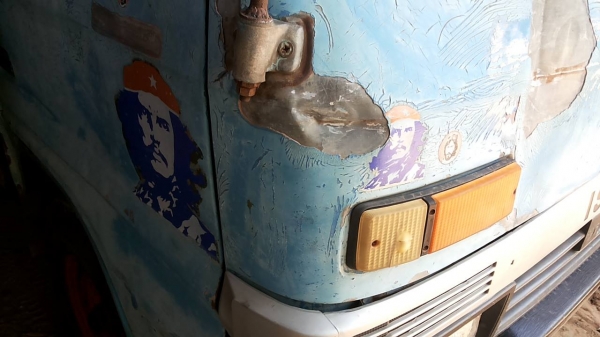 **118,000 บ.ต่อรอง**ขาย4ล้อกลาง ISUZU Elf 75แรง เครื่องเดิมเกียร์เดิม เครื่องแรงดี แน่นดี สตาร์ทติดง่ายไม่เยิ้ม ช่วงล่างดี เฟืองท้ายใหญ่ เพลาลอยแล้ว คัสซีสวยเดิมไม่ปะไม่ดาม กระบะพื้นไม้คอกเหล็ก3.20ม.สภาพสวย ฝาทึบสวยบางเดิมๆ พื้นไม้สวยไม่มีผุ คอกเหล็กแข็งแ