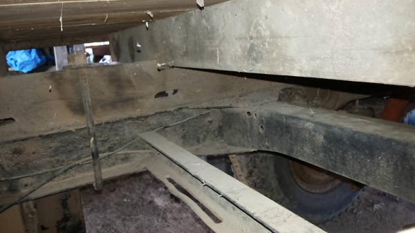 **118,000 บ.ต่อรอง**ขาย4ล้อกลาง ISUZU Elf 75แรง เครื่องเดิมเกียร์เดิม เครื่องแรงดี แน่นดี สตาร์ทติดง่ายไม่เยิ้ม ช่วงล่างดี เฟืองท้ายใหญ่ เพลาลอยแล้ว คัสซีสวยเดิมไม่ปะไม่ดาม กระบะพื้นไม้คอกเหล็ก3.20ม.สภาพสวย ฝาทึบสวยบางเดิมๆ พื้นไม้สวยไม่มีผุ คอกเหล็กแข็งแ