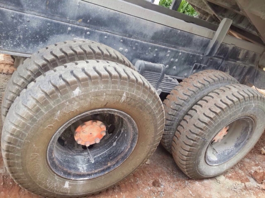 ขายรถบรรทุกสิบล้อดัมพ์ NISSAN CW430 เครื่อง 230 แรง 2 เพลา กระบะดัมพ์ ทะเบียนพร้อม