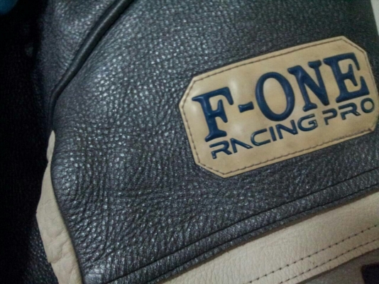 ขายเสื้อหนังช้างแท้ มีกาดร์อ่อน5จุด สภาพสวยทั้งนอก/ใน ถูกๆ3800บ