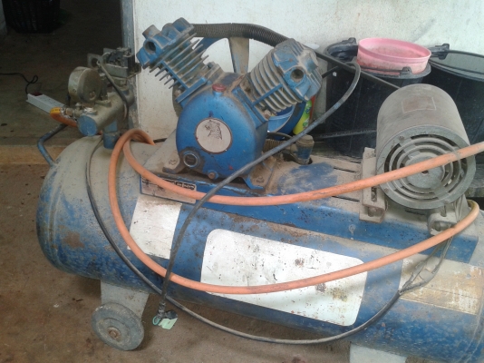 ขายปั้มลม puma 2 สูบไม่ได้ใช้งานไม่มีรั่วซึม