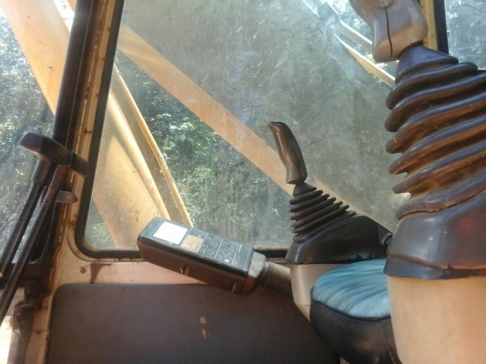 PC200-5 คอนโทนสั้น..รถสวยมาก ไฟ้ครบ เอวแน่น ช่วงล่างเต็ม แอร์เย็น.เจ้าของดูแลดีมาก..(สวยหายาก)