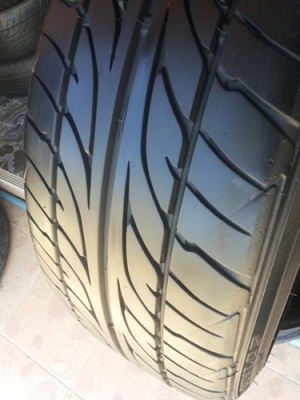 ขายยาง215/45/17 ปี 1012 DUNLOP LM703 1 ชุด