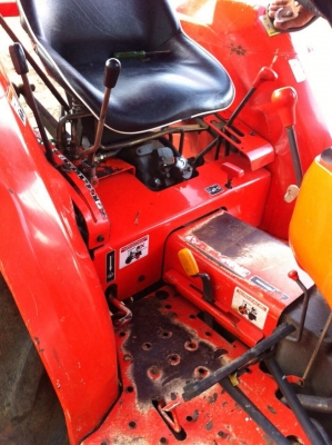 ขาย คูโบต้า L3408 พร้อมดันหน้า ตราช้าง เอกสารเล่มทะเบียน