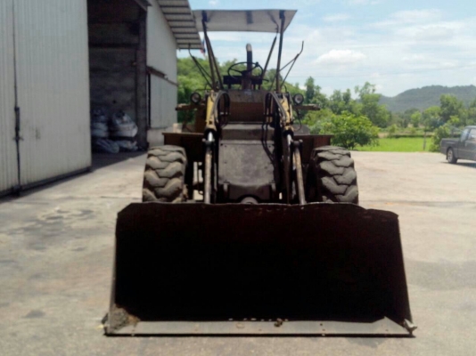 ขายรถตักล้อยาง Cat 910