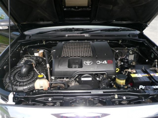 ขาย TOYOTA FORTUNER 3.0 V  4 WD รถเดิม สภาพดี