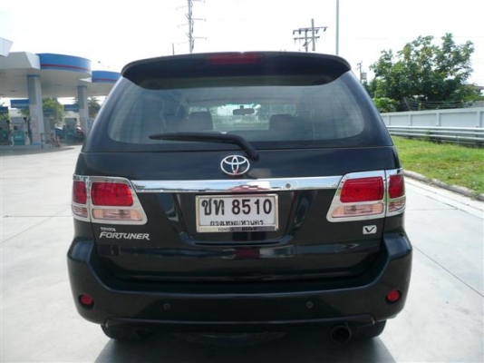 ขาย TOYOTA FORTUNER 3.0 V  4 WD รถเดิม สภาพดี