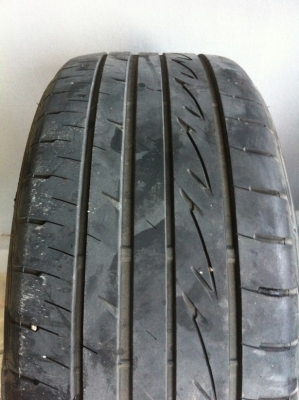 ขายยาง 18" คู่นึงครับ 245/45