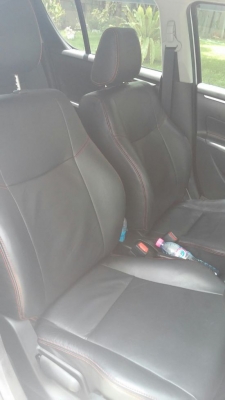 ขาย Suzuki Swift 1.2 รุ่นTop สีขาว ปี 10/2012 สภาพดีมาก ใช้น้อย มีรูปครับ ขาย Suzuki Swift 1.2 รุ่นTop สีขาว ปี 10/2012 สภาพดีมาก ใช้น้อย มีรูปครับ