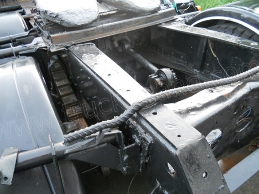 10ล้อหัวลากยี่ห้อMITSUBISHI รุ่นFN527 220แรงม้า 2เพลา