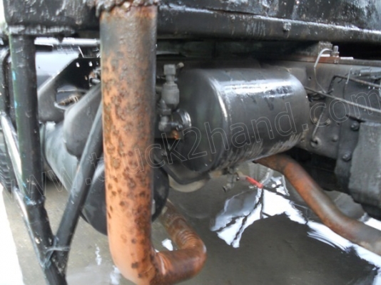 10ล้อหัวลากยี่ห้อMITSUBISHI รุ่นFN527 220แรงม้า 2เพลา