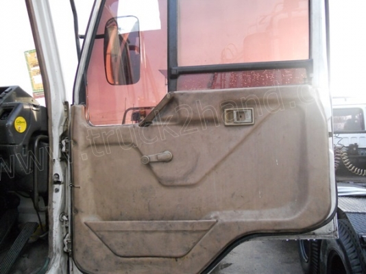 รถ10ล้อหัวลากMITSUBISHI รุ่นFN527 เทอร์โบ 220แรง 2เพลา