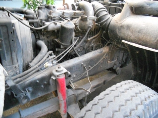 10ล้อ หัวลากMITSUBISHI รุ่นFN527M โทโบ 220แรง ปี46 2เพลา