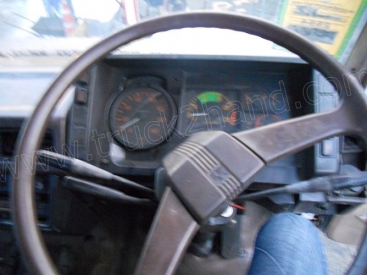 รถหัวลาก MITSUBISHI  รุ่นFN527เทอร์โบ 2 เพลา