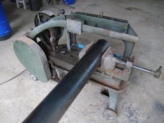 เครื่องเลื่อยตัดเหล็กไฟฟ้า