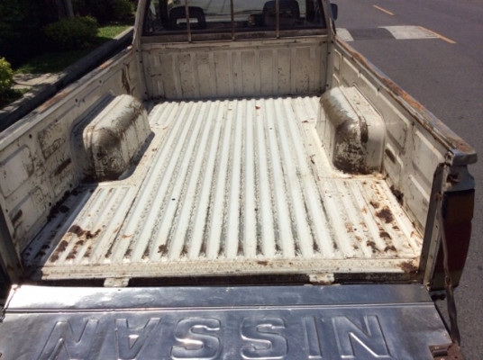 ขายรถกระบะนิสสัน Big-M ปี 93 เครื่องเดิม เบนซิล Z16 เกียร์ธรรมดา ภายในเบาะหนังมีขาดเล็กน้อย แอร์มี ตัวถังเดิมๆมาก บางๆ แห้งๆ ไม่มีชน คานหน้าเดิมๆ ลอนกระบะเดิมๆ คัสซีมีผุจุดเดียว นอกนั้นดีตลอดเส้น เครื่องดี เกียร์แน่น ยางดี รถขับดีครับ ขายถูก ขับกลับได้เลย