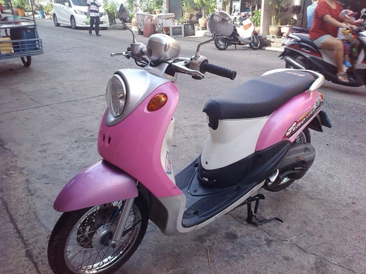 Fino ปี สีชมพู ขาว เครื่องดีแน่น มีเล่ม เอกสารครบ Fino ปี สีชมพู ขาว เครื่องดีแน่น มีเล่ม เอกสารครบ