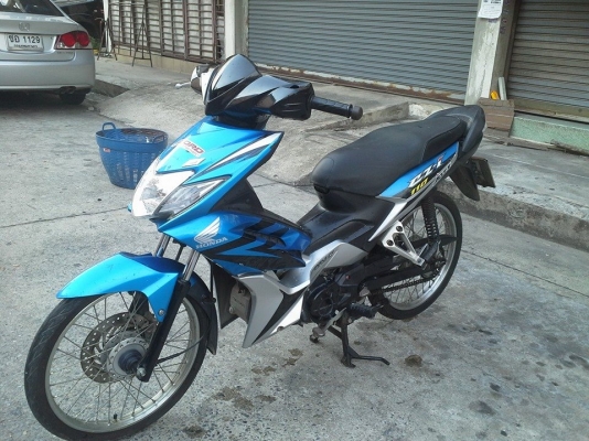 Honda Czi ปี 53 หัวฉีด สีน้ำเงิน เครื่องเดิม แน่นๆ ซื้อแล้วคุ้มแน่นอน มีเล่ม เอกสารครบ