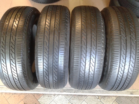 ยาง Michelin 205/65/15 ปี11กับ12 อย่างละ2เส้น สภาพสวยๆ ดอกหนาๆ
