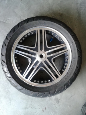 ขายล้อแม็ค lamboni พร้องยาง Quick ขอบ12 (ไม่ต้องใช้ยางใน)