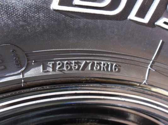 ล้อกะทะ + COOPER S/T 265/75/16 ปี 12 1 ชุด ถูกๆๆๆ ล้อกะทะ + COOPER S/T 265/75/16 ปี 12 1 ชุด ถูกๆๆๆ