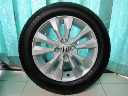 ขายล้อแม็ก Honda City พร้อมยางป้ายแดง Bridgestone ขอบ 15