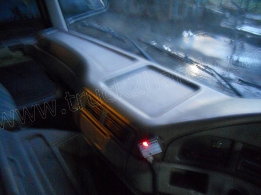 หัวลาก HINOรุ่น FN288B 285แรงเทอร์โบ ติดก๊าซCNG 2 เพลา