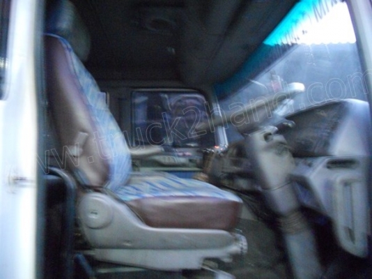 หัวลาก HINOรุ่น FN288B 285แรงเทอร์โบ ติดก๊าซCNG 2 เพลา