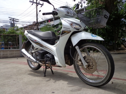 ห้วยขวางขาย wave125i สีขาว แรงประหยัดเครื่องหัวฉีด สภาพดีรถเดิมๆ ขายถูก