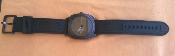 DKNY Quartz Jump hour (ชั่วโมงกระโดด) เรือน stainless รมดำ สายยาง หน้าดำ