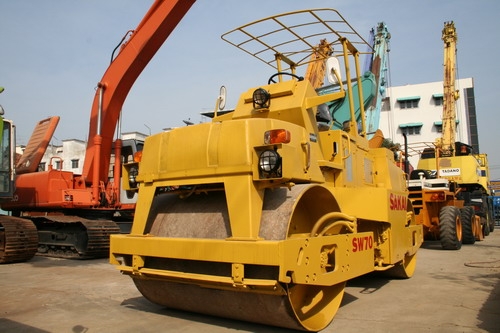 จำหน่ายเครื่องจักรหนักในงานก่อสร้างทุกประเภท อาทิ รถขุด รถตัก รถบด รถปูยาง รถดันดิน รถเครน รถบดล้อยาง แพ้นยาง