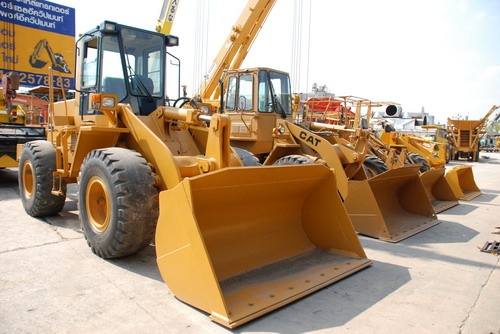 จำหน่ายเครื่องจักรหนักในงานก่อสร้างทุกประเภท อาทิ รถขุด รถตัก รถบด รถปูยาง รถดันดิน รถเครน รถบดล้อยาง แพ้นยาง