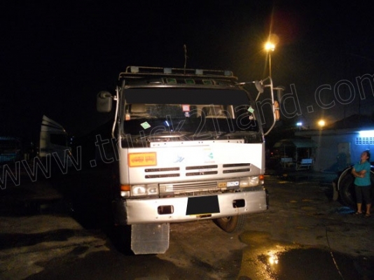 10ล้อ หัวลาก NISSAN รุ่นCW41M CNG 265แรงม้า 2 เพลา