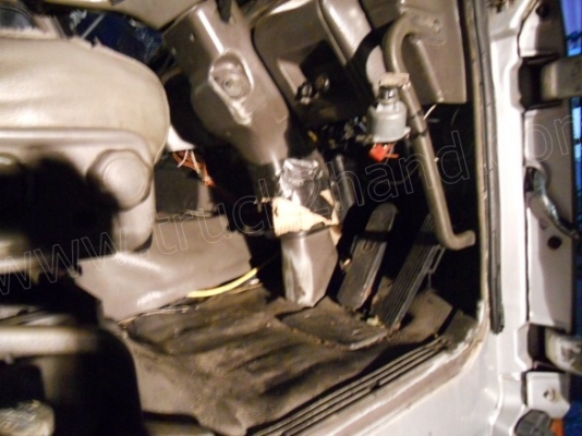 10ล้อ หัวลาก NISSAN รุ่นCW41M CNG 265แรงม้า 2 เพลา