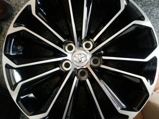 ขายล้อแม็กป้ายแดง TOYOTA NEW ALTIS ขอบ 17 ตัวใหม่ล่าสุด สภาพใหม่มากๆ