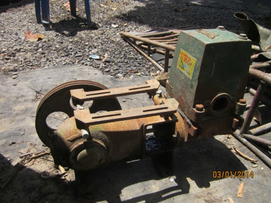 ปั๊มนํ้าราคาถูกๆตามรูปเลยครับ