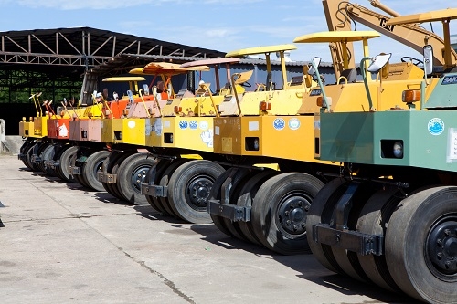 จำหน่ายเครื่องจักรหนักในงานก่อสร้างทุกประเภท อาทิ รถขุด รถตัก รถบด รถปูยาง รถดันดิน รถเครน รถบดล้อยาง แพ้นยาง