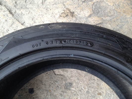 ยาง NITTO NT830  245/45R18