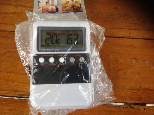 ขาย...เครื่องวัดอุณหภูมิและความชื้น ThermoHygroMeter