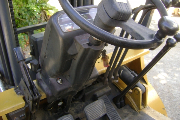 ขายด่วนรถยก MITSUBISHI  2.5 ตัน