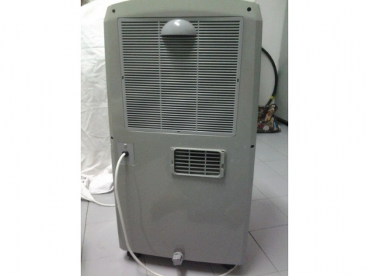 ขายแอร์เคลื่อนที่ AJ 9000BTU รุ่น PA-001 ราคาถูก ใช้งานไม่ถึงเดือน อุปกรณ์ เอกสารครบ