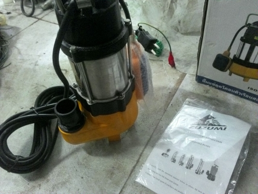 ขายปั้มน้ำสแตนเลส พร้อมลูกลอย ขายปั้มน้ำสแตนเลส พร้อมลูกลอย