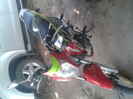 ขายรถ honda sonic 125 สวยๆ