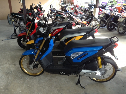 ขาย!!! ซูมเม่อX มาใหม่3คัน สภาพสวยรถใช้น้อย ปี56 รถเครื่องดีคับ ทะเบียนครบ ภาษีไม่หมด