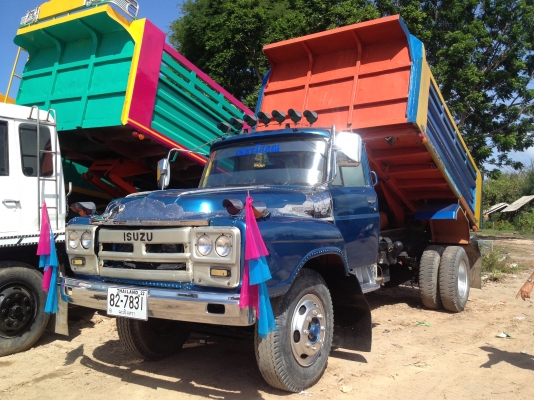 ขายรถ 6ล้อหัวยาวดั้ม