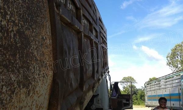 รถบรรทุกดั๊ม 10 ล้อ 2 เพลายี่ห้อ HINO รุ่น FM177