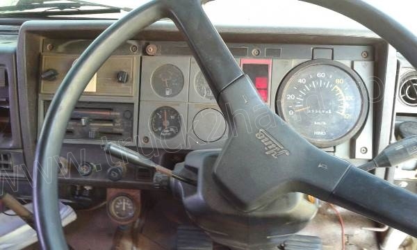 รถบรรทุกดั๊ม 10 ล้อ 2 เพลายี่ห้อ HINO รุ่น FM177